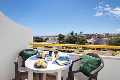 Image de Appartement 'Montechoro' avec balcon et Wi-Fi