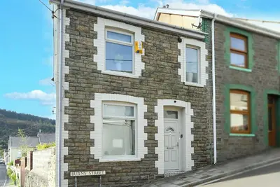 Image de Poet's Cottage:  Breathtaking Aberdare Heritage
