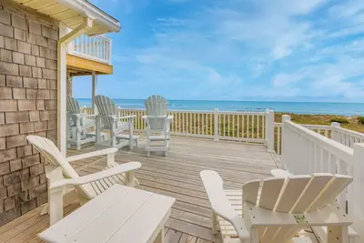 Image de Premier Oceanfront w/ Pool, Elevator, Hot Tub, Game Room, Private Beach Access