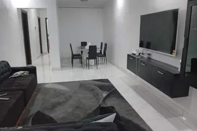 Image de J. K Limited Luxury Apartment
