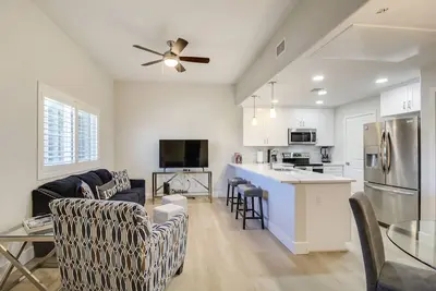 Image de Central Tucson Condo w/ Community Pool + Hot Tub!