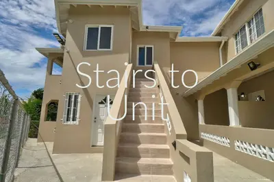Image de Homely fully self-contained apartment151 feet from Portici Beach access.
