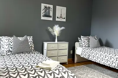 Image de Modern 2 bedroom apartment, 5 minute walking to ocean