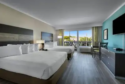 Image de Oceanview Room 1st Floor Retreat Pool Access