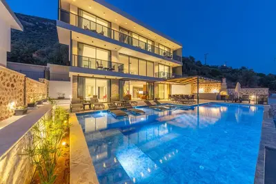 Image de Stunning 6 Bedroom Villa with Spectacular Sea Views