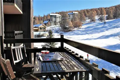 Image de À 10m des pistes de ski, 5ème étage, piscine, télévision, casier à ski, 34m², Risoul