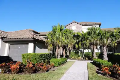 Image de Modern Veranda Condo
