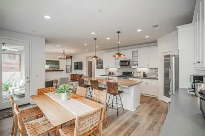 Image de Modern 4 bedroom luxury home in Oc
