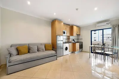 Image de Appartement \"Clube Praia da Rocha 3\" avec balcon et Wi-Fi