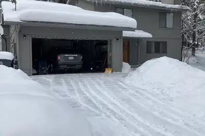 Image de Family Fun in Forest, 3 bedroom + bonus room loft