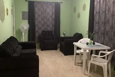 Image de Quiet safe community home 20 minutes away from famous seven mile beach in Negril