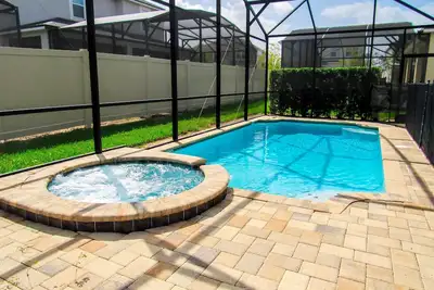 Image de Spacious 6 Br Home with Pool, Spa, Lanai, Grill, Wet Bar in Solara Resort!