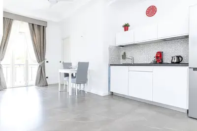 Image de Enjoy your holiday in Naples in this brand new apartment
