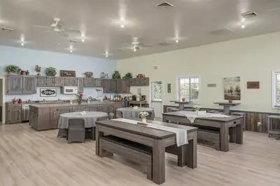 Image de Family Reunions, Groups, 40 acres wide open spaces