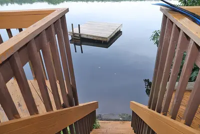 Image de Serene 2-bedroom, 2-bath lakefront retreat on scenic Staffordville Lake