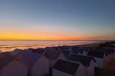 Image de Vue mer panoramique! Appartement duplex à 20 mètres de la plage de sable