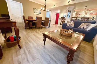 Luxury 2/2 Condo in Historic Gainesville Building - Close to Uf and Downtown