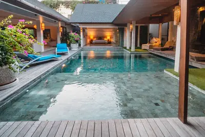 Image de 3 Bedroom Villa Walk Beach + Finns Card Platinum