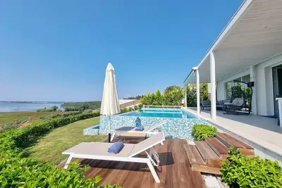 Image de Luxury Villa Flamingo by Lefkada, with an amazing view of Lefkada town&island