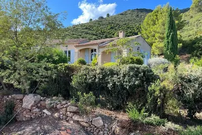 Image de Villa Altéa: Charmante villa avec vue panoramique - Roquebrun
