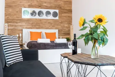 Image de Cracow Best Location Apartment with Garden by Cozyplace