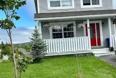 Image de Cozy basement apartment suite, beautiful Paradise!