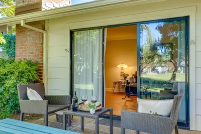 Image de Serene Napa Retreat w/ Pool Access & Patio!