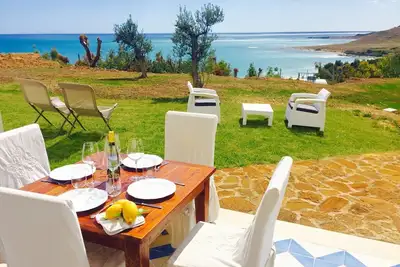 Image de Camelia by KlabHouse-2br w/Ac&Terrace-walk2beach