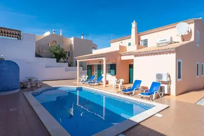 Image de Lovely Albufeira Villa | 2 Bedrooms | Villa Santa Maria | Close to Amenities & Private Pool | Algarve