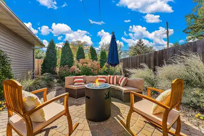 Image de Insta-worthy spacious getaway near Moa Lakes River