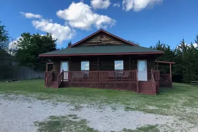 Image de The Getaway-Cedar Creek Cabins