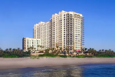 Image de Palm Beach Singer Island Resort & Spa Luxury Suites 1/1 Resort View