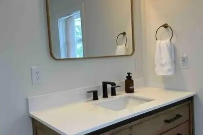 Image de Buckeye Lake Waterfront Cottage\n