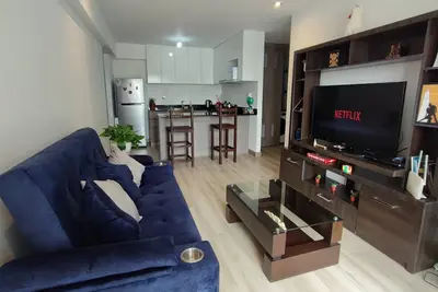 Dpto. Entero Centro Miraflores con Balcon, a 5 min del P. kennedy/10 min Larcomar