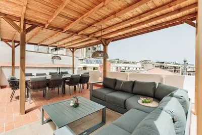 Image de Pogerola - 2 bedrooms, balcony and terrace in Ciutat Vella