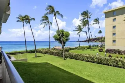 Image de Maui Resort Rentals: The Whaler 308 - 3rd Floor 1br w/ Partial Ocean Views!
