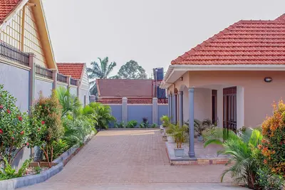 Image de Escape to Tranquility. A homely place close to everything but hidden from view.