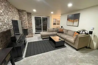 Image de Nicely Furnished Bellevue Townhome