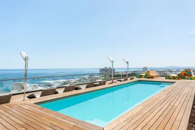 Image de Sea Point Bliss and A Lion's Head View |Pool + Braai