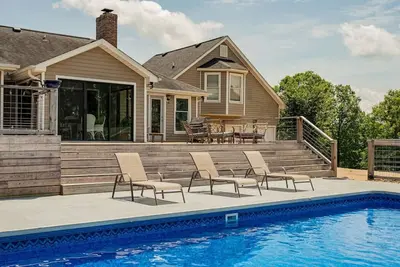 Image de Moments Happen Here: 10 acres