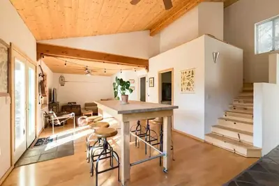 Image de \"The Treehouse\" Cozy cabin at Mt. Lemmon with amazing views!