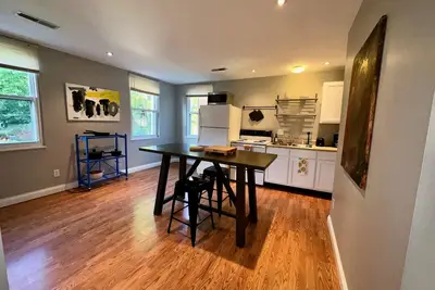 Over the Rhine, Downton Cincinnati, cozy and conveniently located Apartment!