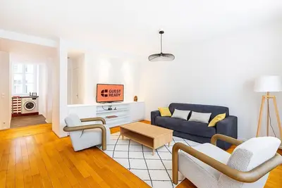 Image de GuestReady - Confort absolu au cœur de Paris!