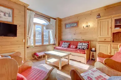 Image de Rez-de-chaussée, balcon, parking, télévision, casier à ski, 68m², Morzine