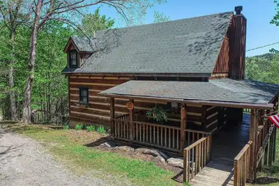 Image de Bear Pause Cabin in the Smokies!