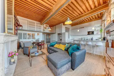 Image de GuestReady - Canut Typique avec vue sur Lyon