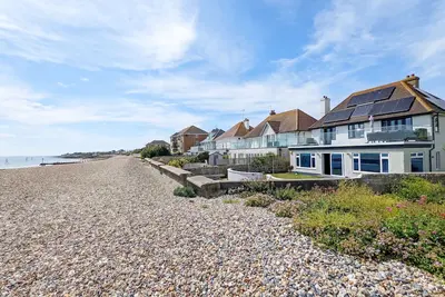 Image de Beach View - sleeps 11 guests  in 5 bedrooms