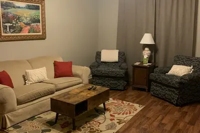 Image de Cozy house in Oxford, Ms close to everything: sports, food & Ole Miss!