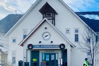 Image de Dog-friendly, walk-to-lift condo in Sugarbush Village - stroll everywhere