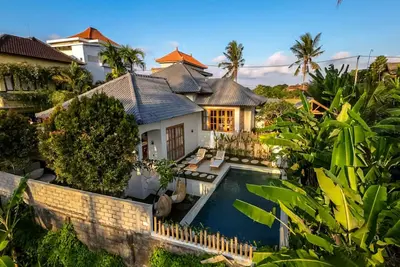 Image de Semiramida Villa by EVDEkimi – Elegant 2bd w/pool, open-air bath, patio